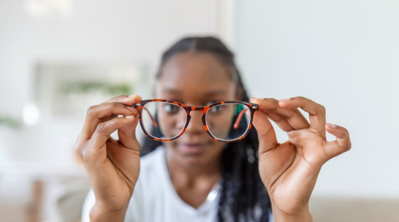 Glaucoma now affecting younger adults, specialists caution