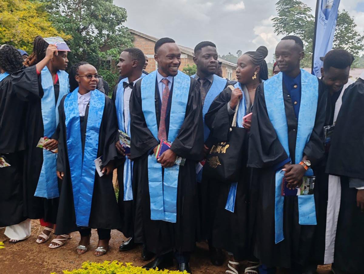 Youths Encouraged to Pursue Medical Courses