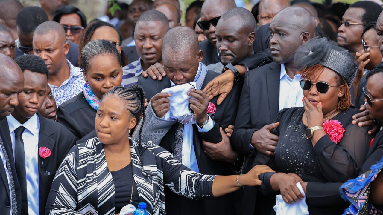 Mourners gather in Kabarak for burial of KPA CEO Capt. William Ruto’s daughter Mitchelle Kemboi